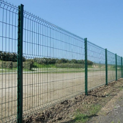空港およびスポーツ界のための第2または3D曲線の溶接された網の塀