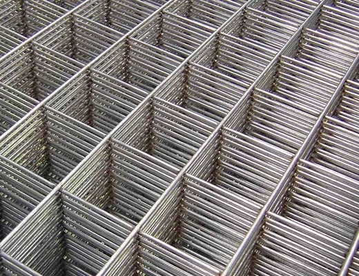 摩耗の証拠0.4mm-5.2mmの金属の網の塀は6ft溶接された鉄条網にパネルをはめる