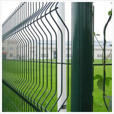 正方形TL-63は3D金網の塀の緑ポリ塩化ビニールを塗った曲げた